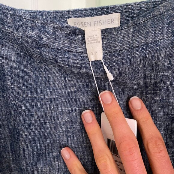 Eileen Fischer Chambray Jumper with big side pockets - Picture 6 of 7